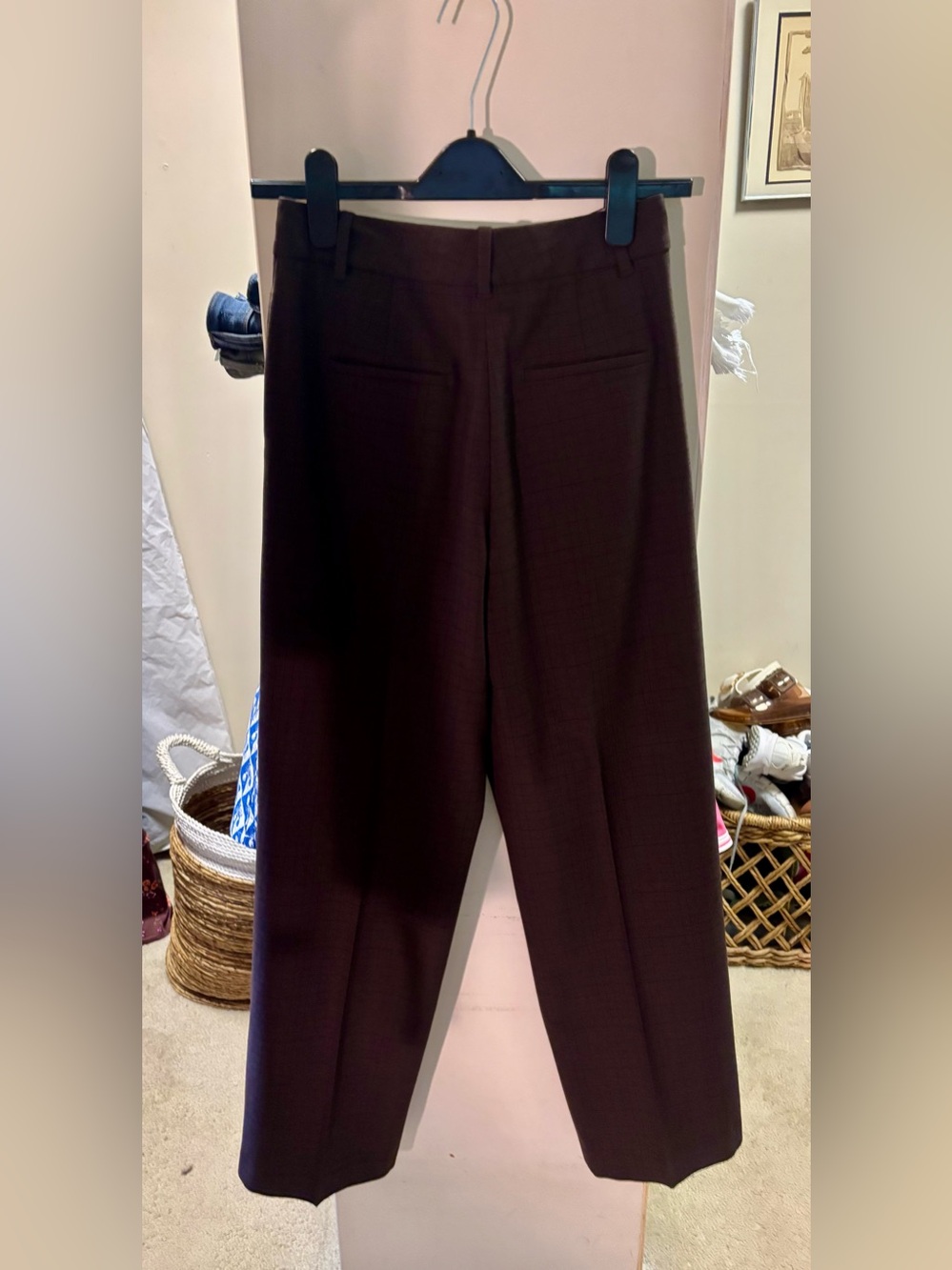 Aritzia The Effortless Pant Size 4R Brown Black Plaid - Picture 4 of 5